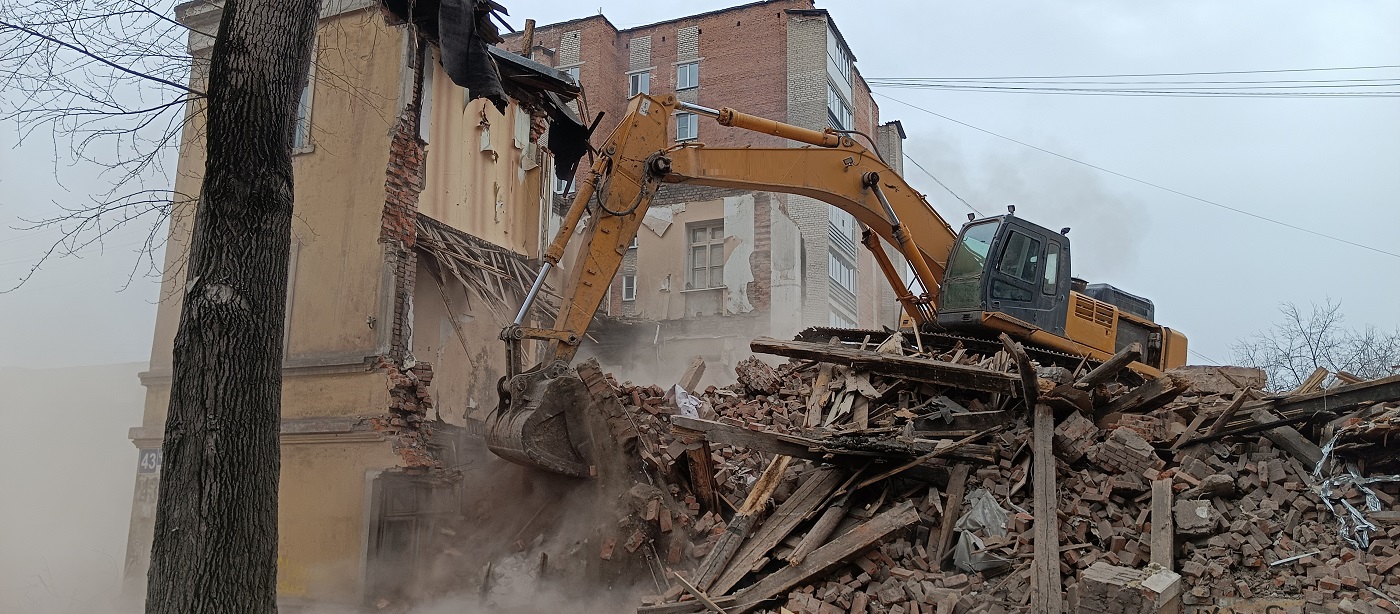 Услуги по сносу и демонтажу старых домов, строений и сооружений в Наурской