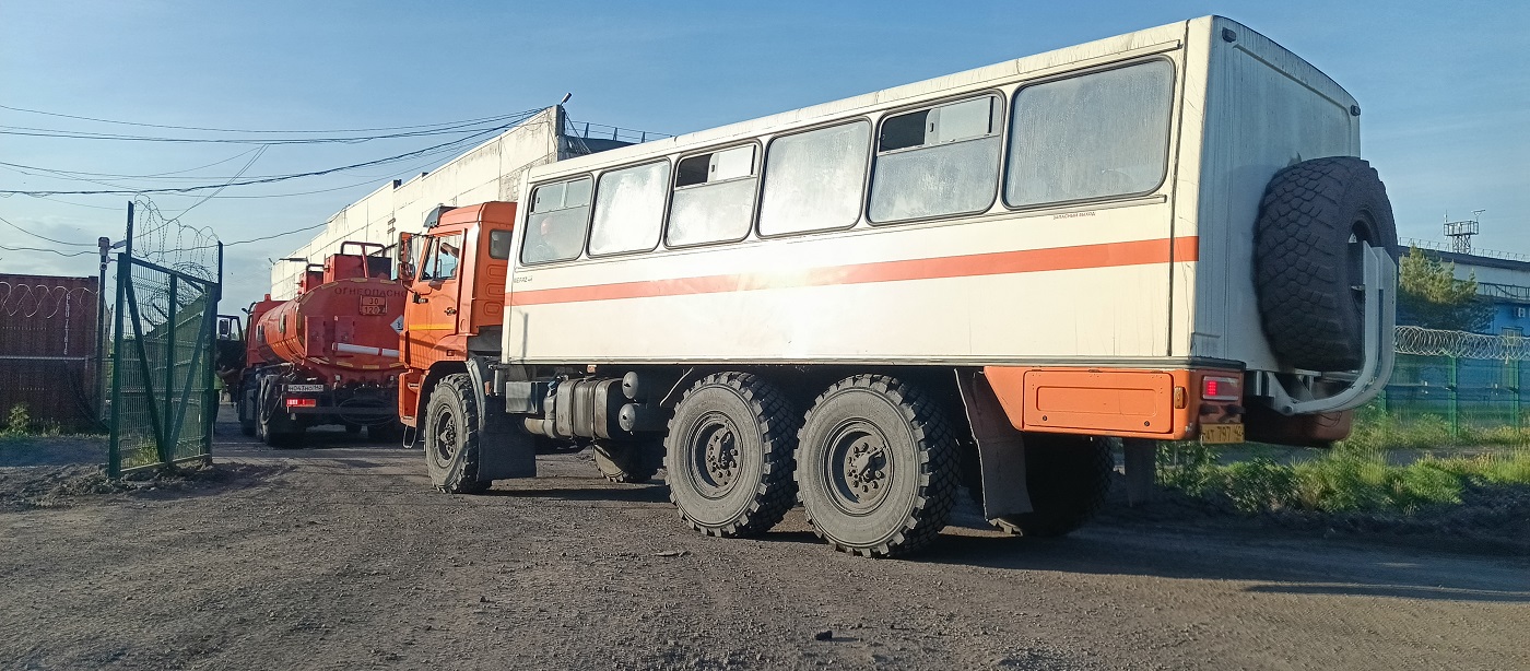 Вахтовые перевозки сотрудников автобусами и спецтехникой в Чечне